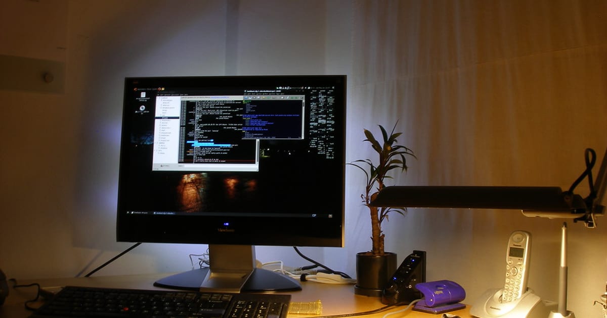 Desk lamps and bias lighting for eye comfort (2026)